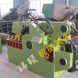 Q43-120鋼闆剪切機